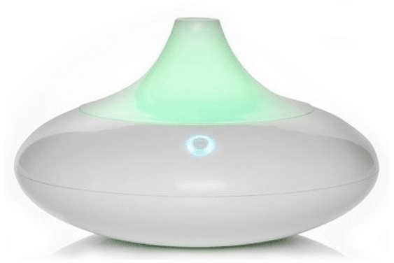 Cleanse with essential oils! Your skin, your air, and your laundry will all be fresher with these products.