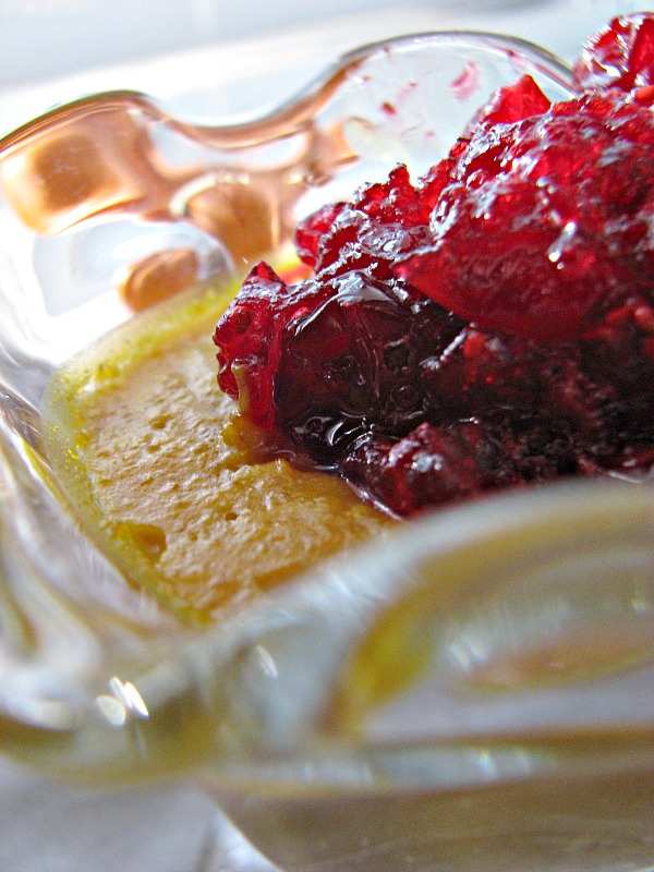 Easy Cranberry Sauce Recipe with Honey