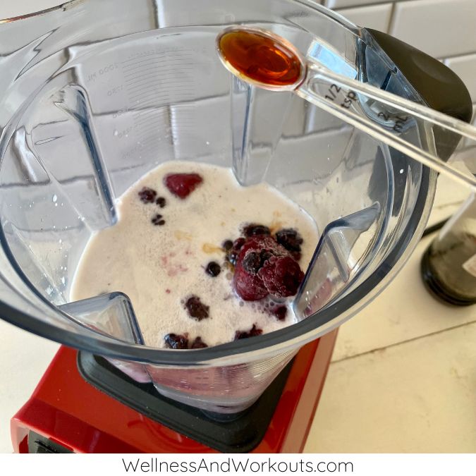 frozen fruit smoothie for weight loss with vanilla extract