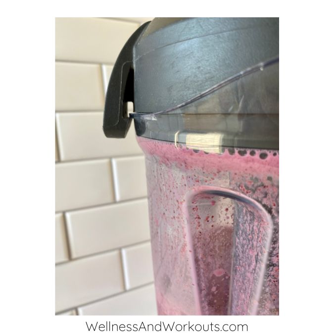 frozen fruit smoothie for weight loss be sure to fasten the lid securely to the Vitamix!