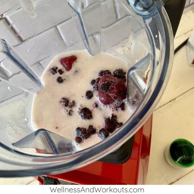 frozen fruit smoothie for weight loss with mixed berries and almond milk.